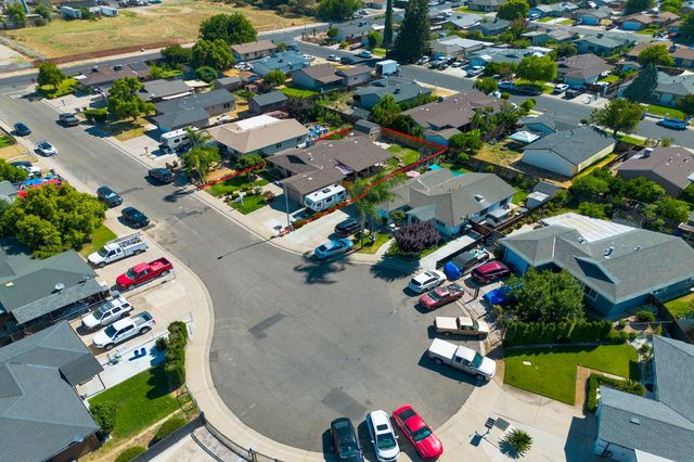 6218 Don Court, Riverbank, CA 95367