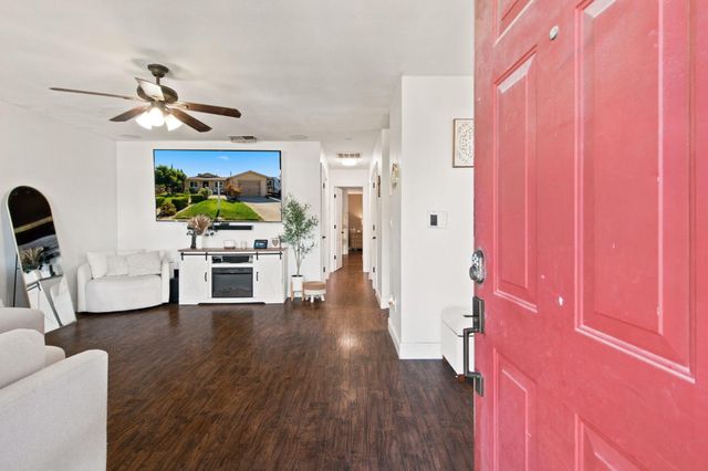 6218 Don Court, Riverbank, CA 95367
