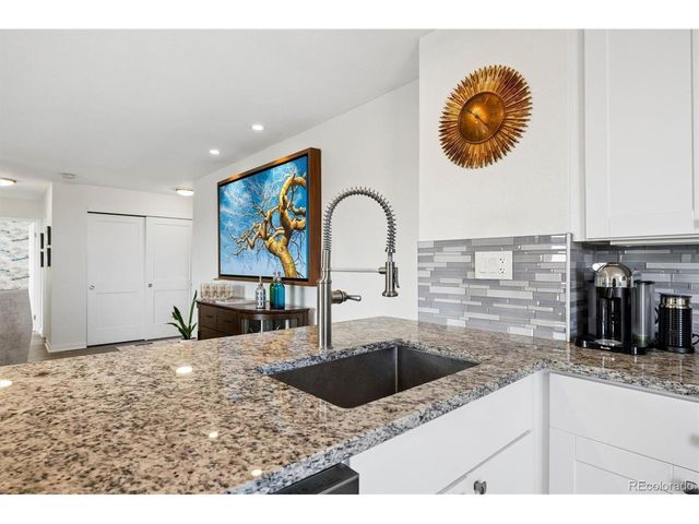 460 S Marion Pkwy B-951, Denver, CO 80209