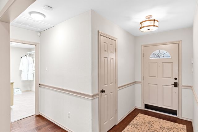 5202 Heatherdale Drive, Grapevine, TX 76051
