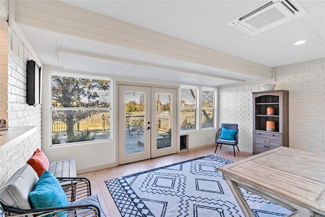 5202 Heatherdale Drive, Grapevine, TX 76051