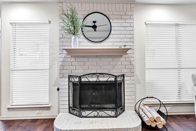 5202 Heatherdale Drive, Grapevine, TX 76051