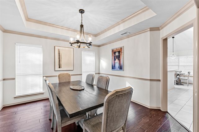 5202 Heatherdale Drive, Grapevine, TX 76051