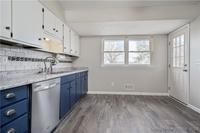 2903 Crums Lane, Jeffersonville, IN 47130