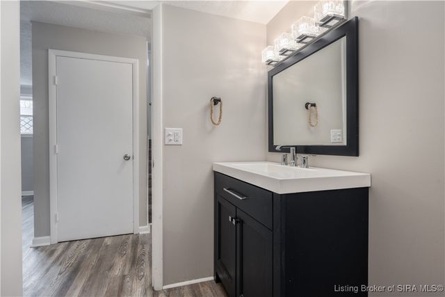 2903 Crums Lane, Jeffersonville, IN 47130