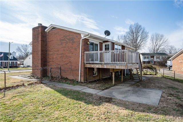 2903 Crums Lane, Jeffersonville, IN 47130