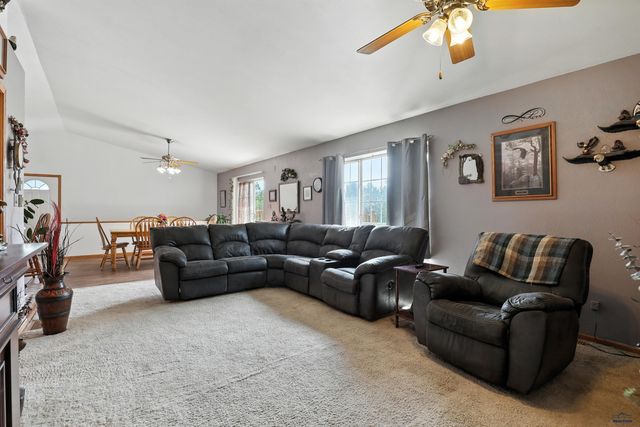 13760 TRIPLE S DR, Rapid City, SD 57702