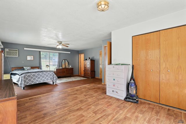 13760 TRIPLE S DR, Rapid City, SD 57702