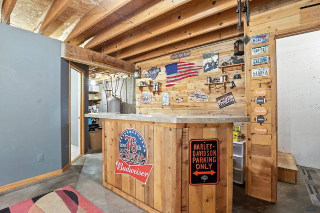 13760 TRIPLE S DR, Rapid City, SD 57702