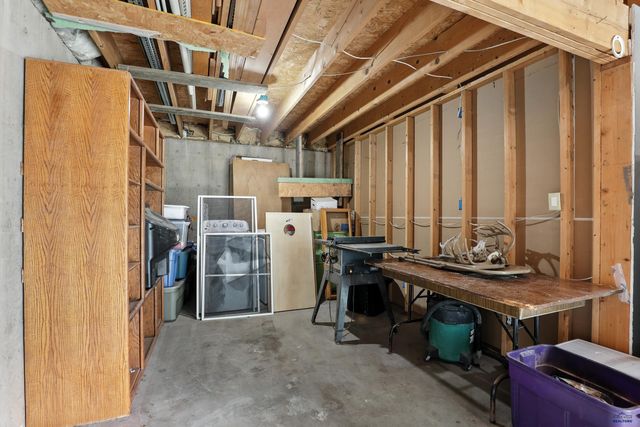 13760 TRIPLE S DR, Rapid City, SD 57702