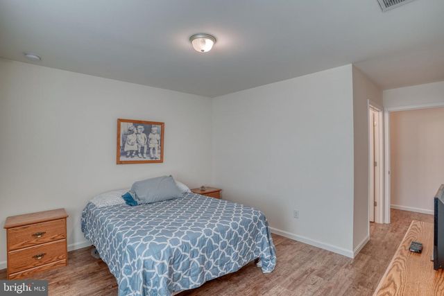 51 LULU LN, Dover, DE 19901
