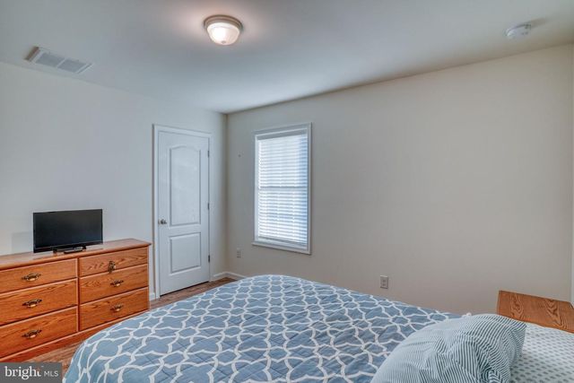 51 LULU LN, Dover, DE 19901