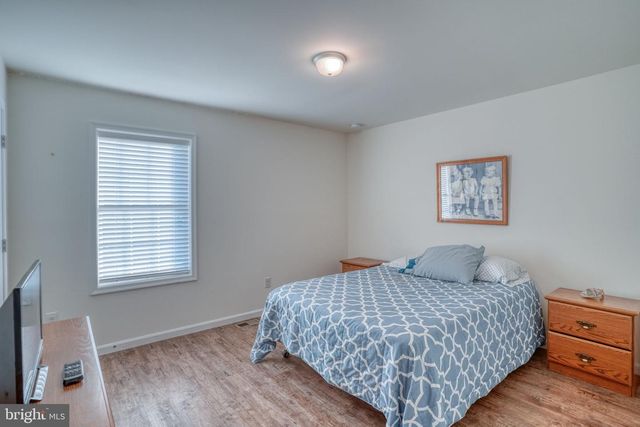 51 LULU LN, Dover, DE 19901
