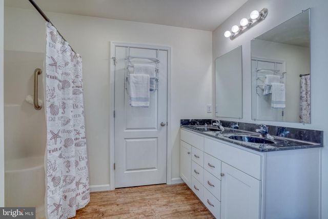 51 LULU LN, Dover, DE 19901
