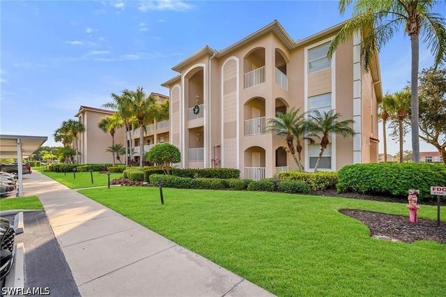 2740 Cypress Trace CIR 2725S, Naples, FL 34119