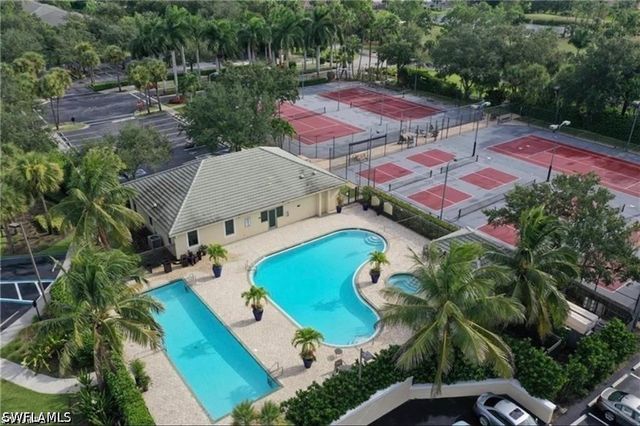 2740 Cypress Trace CIR 2725S, Naples, FL 34119