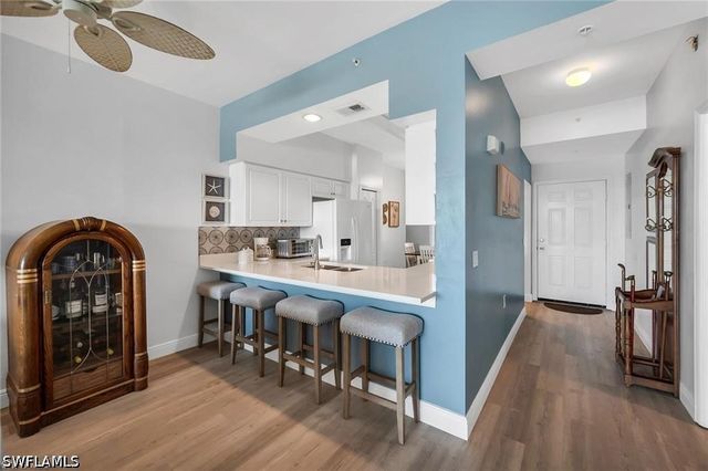 2740 Cypress Trace CIR 2725S, Naples, FL 34119