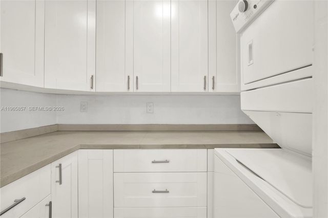 606 SW 58th Ct, Miami, FL 33144