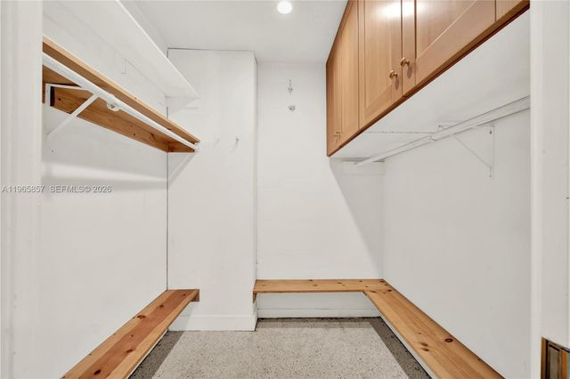 606 SW 58th Ct, Miami, FL 33144