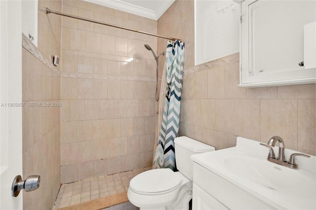 606 SW 58th Ct, Miami, FL 33144