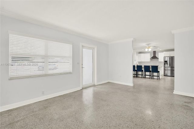 606 SW 58th Ct, Miami, FL 33144