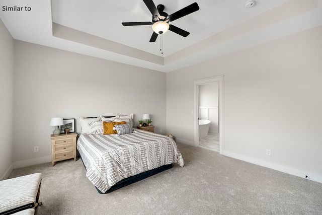 8421 Longmeadow Lane, West Des Moines, IA 50266