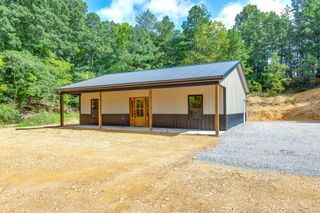 225 Piney Creek Rd, Hohenwald, TN 38462