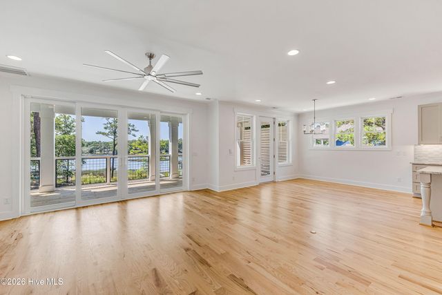 3348 Portside Drive SW, Supply, NC 28462