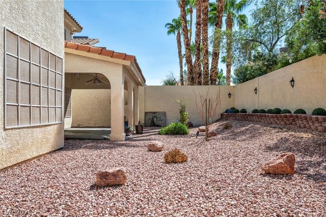 2707 Fan Palm Court, Henderson, NV 89074