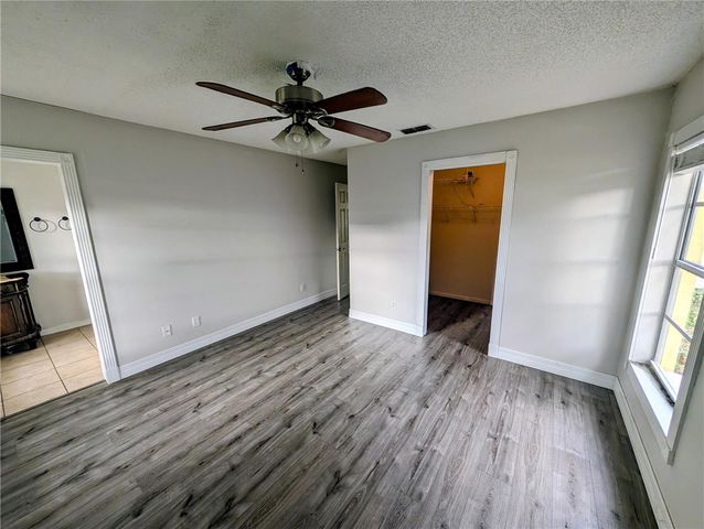 1537 GUNSMITH DRIVE, Lutz, FL 33559