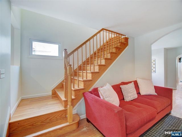 8 Pine Street, West Orange, NJ 07052