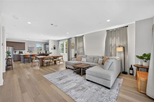 1016 E 4th, Santa Ana, CA 92701