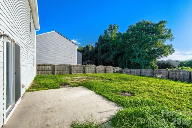 2394 Everton Circle SE, Concord, NC 28025