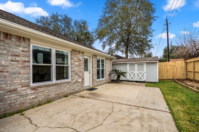 2923 Goldspring Lane, Spring, TX 77373