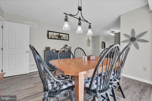 111 HOLLY RD, Orwigsburg, PA 17961