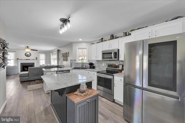 111 HOLLY RD, Orwigsburg, PA 17961