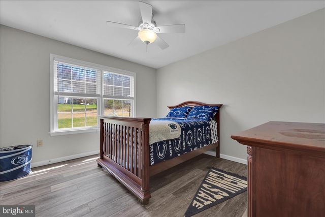 111 HOLLY RD, Orwigsburg, PA 17961