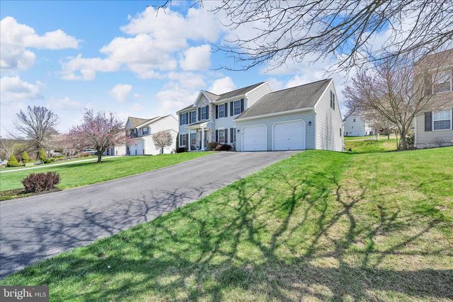 111 HOLLY RD, Orwigsburg, PA 17961