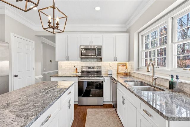 1080 Barrington Landing Court, Roswell, GA 30076