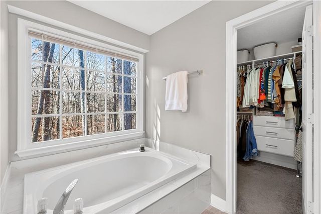 1080 Barrington Landing Court, Roswell, GA 30076