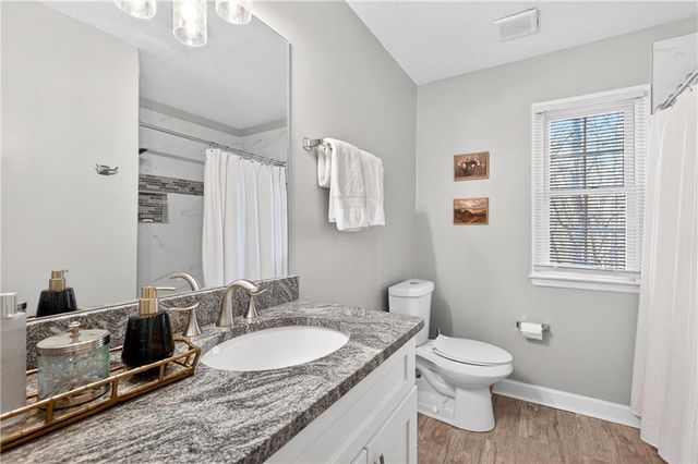 1080 Barrington Landing Court, Roswell, GA 30076