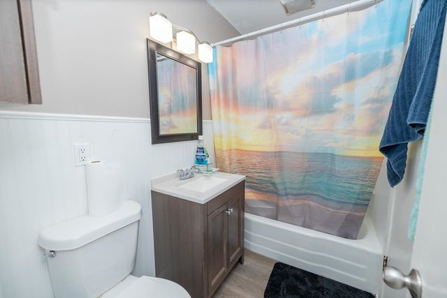 313 SW 5th, Newton, KS 67114