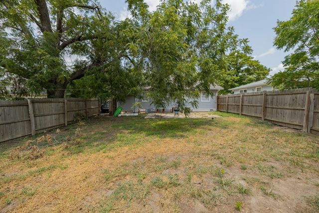 313 SW 5th, Newton, KS 67114