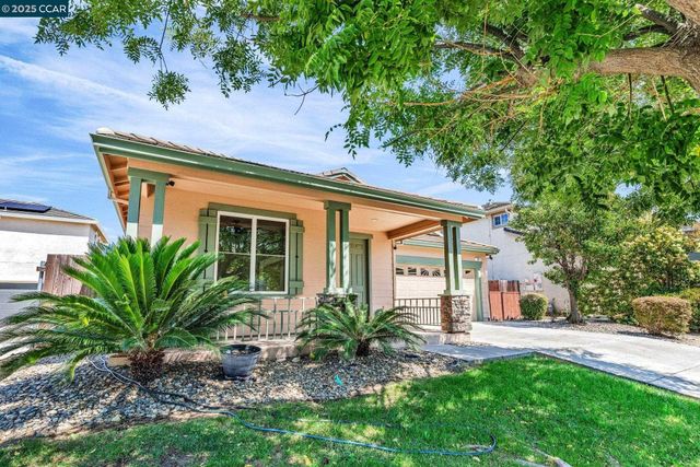 24 Puffin Circle, Oakley, CA 94561