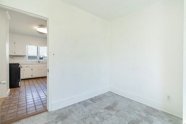 38 Mohican Road, Old Saybrook, CT 06475