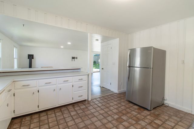 38 Mohican Road, Old Saybrook, CT 06475