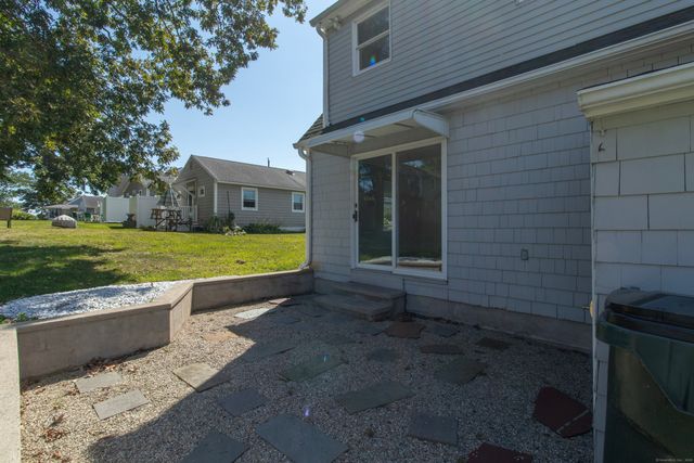 38 Mohican Road, Old Saybrook, CT 06475