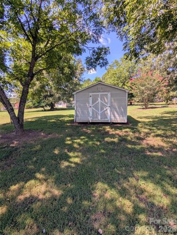 424 Bear Creek Road, Shelby, NC 28152