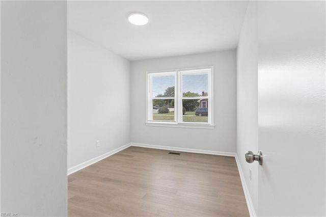 1815 Canterbury RD, Hampton, VA 23666