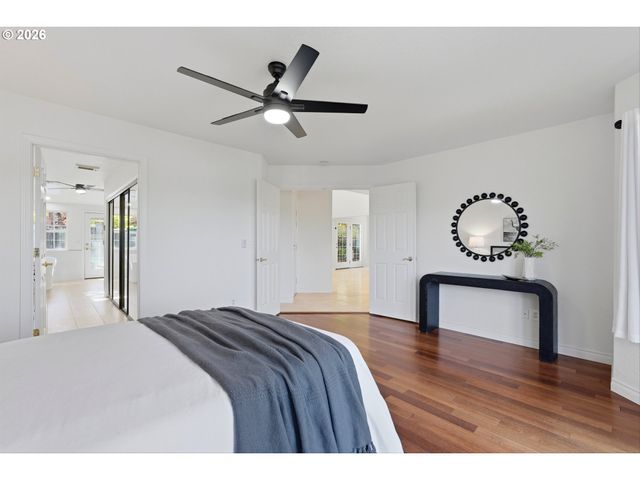 17903 RIDGE LAKE Dr, Lake Oswego, OR 97034
